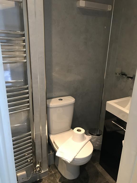 The Grove Bed & Breakfast Whitby Ngoại thất bức ảnh