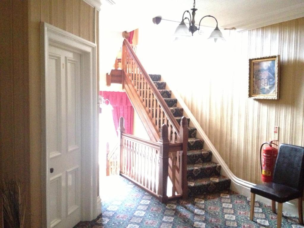 The Grove Bed & Breakfast Whitby Ngoại thất bức ảnh