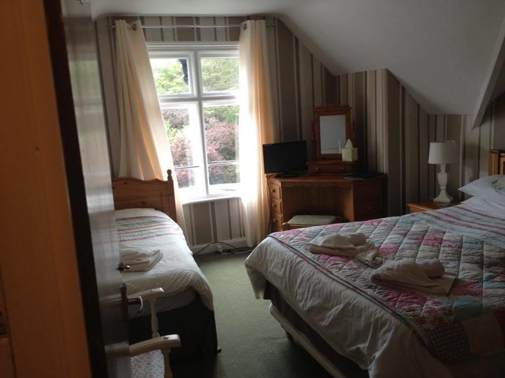 The Grove Bed & Breakfast Whitby Ngoại thất bức ảnh