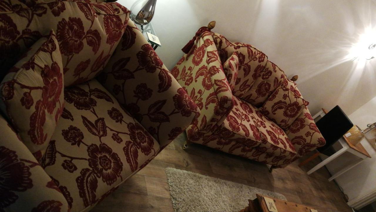 The Grove Bed & Breakfast Whitby Ngoại thất bức ảnh